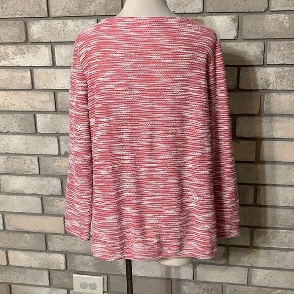 3for$20 sweater medium - Picture 3 of 4